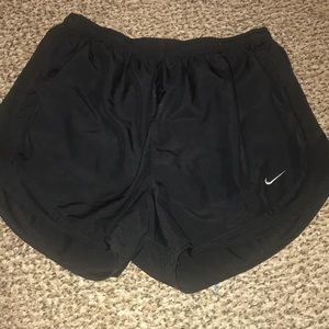 black womens nike shorts